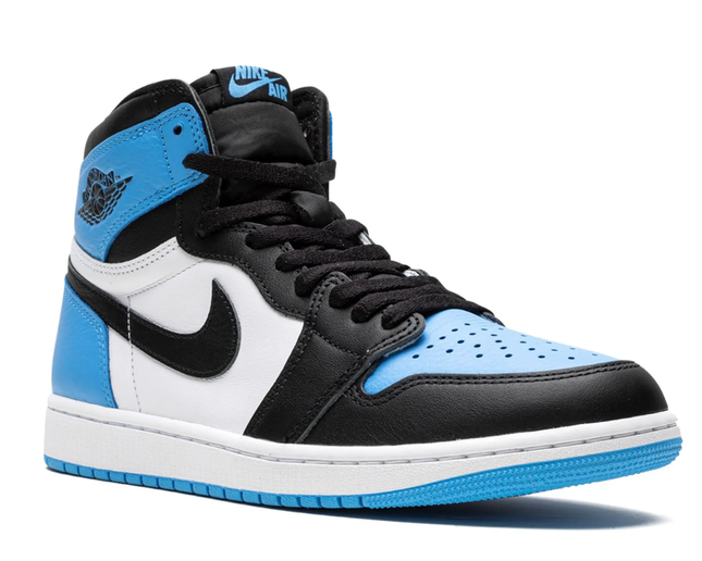 Jordan 1 Retro High OG "UNC Toe"