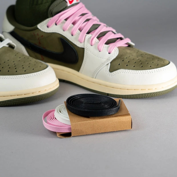 <h2>JORDAN 1 LOW TRAVIS SCOTT</h2>