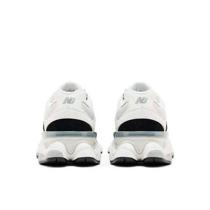 New Balance 9060 Blanco-Negro