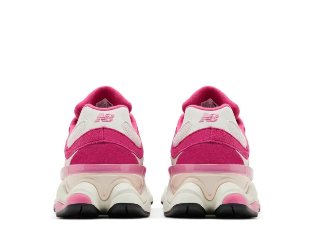 New Balance 9060 Fucsia