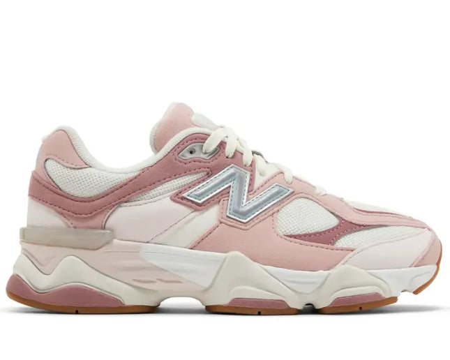New Balance 9060 Rosa Claro